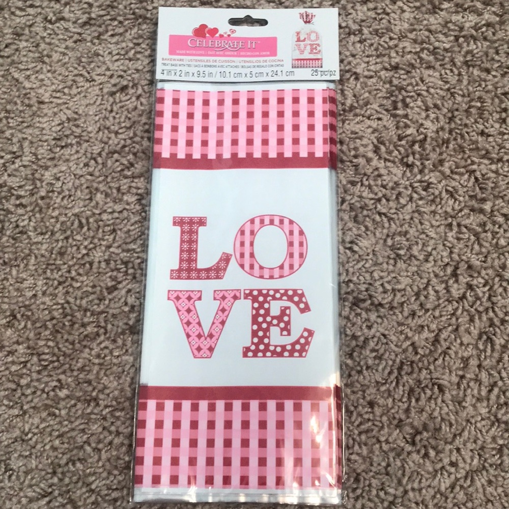 LOVE Valentine’s Day Bakeware Cookies Sweets Bags